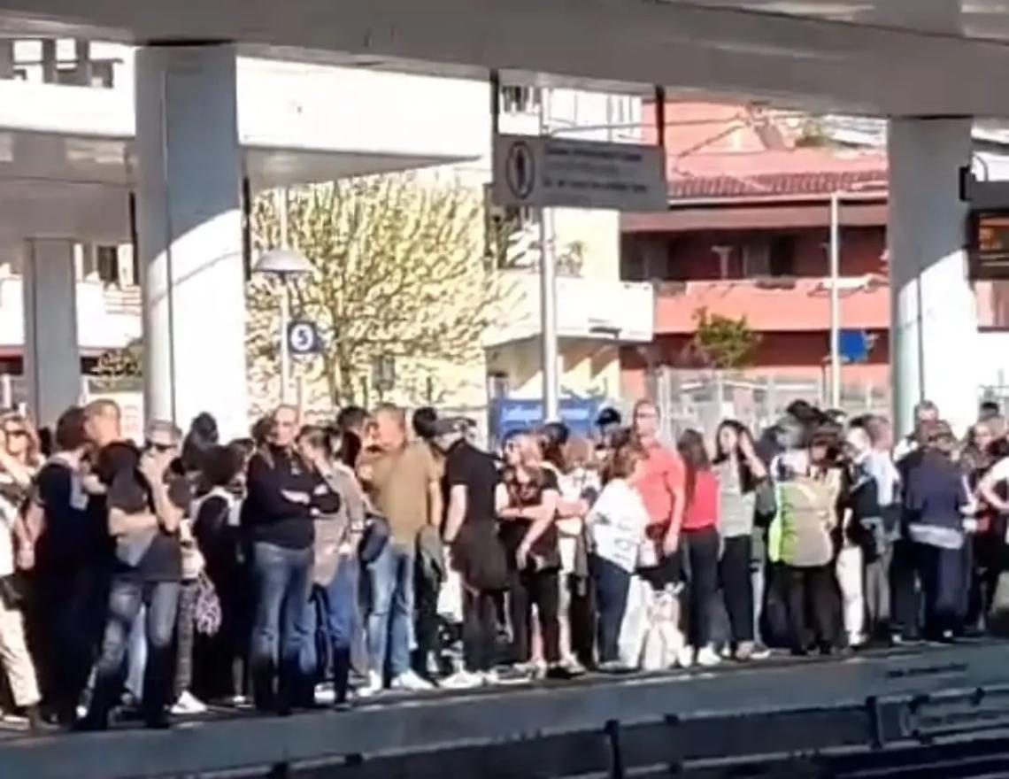 Passeggeri bloccati a Roma Termini, tanti ladispolani rinunciano al viaggio