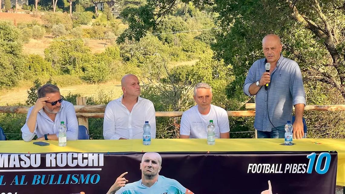 Messaggi importanti dall&rsquo;incontro &ldquo;Un gol al bullismo&rdquo;: particolarmente apprezzato l&rsquo;intervento dell&rsquo;ex capitano della Lazio Tommaso Rocchi