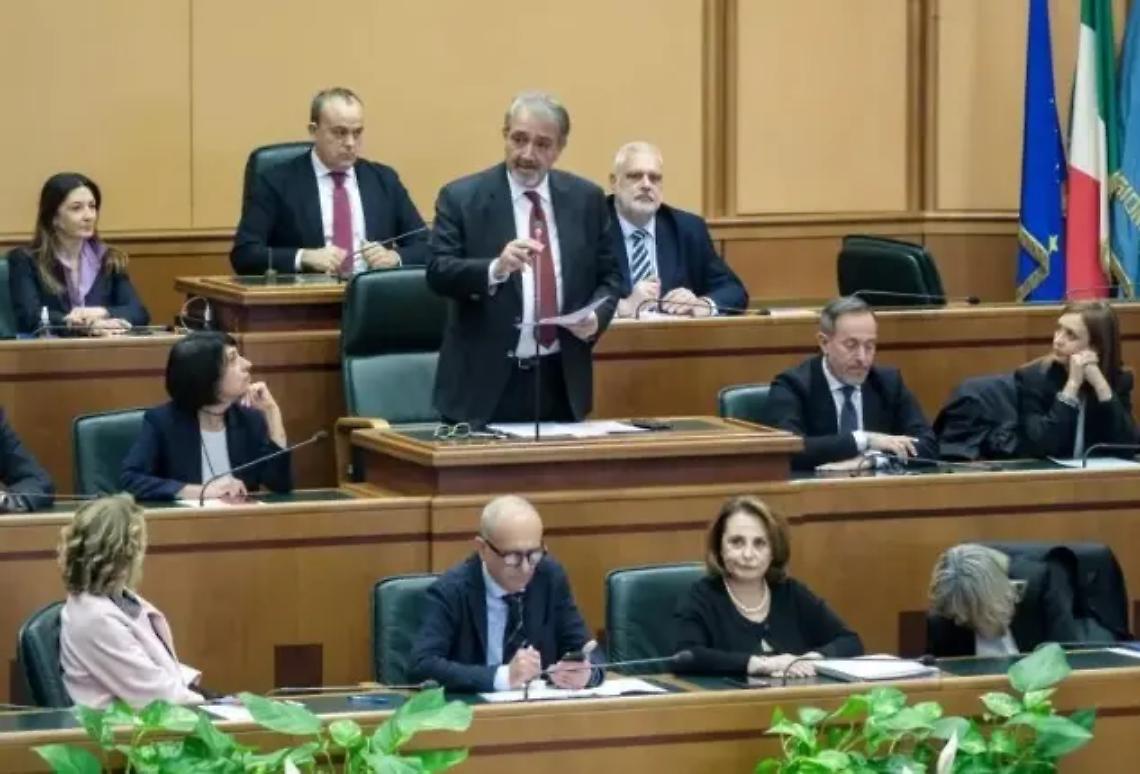 Centrodestra, si allarga la frattura