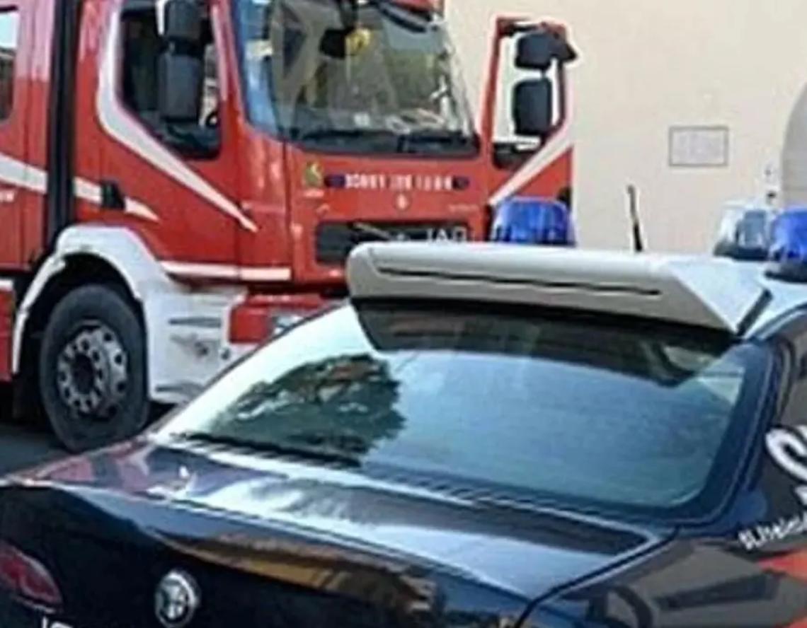 Ingerisce farmaci per togliersi la vita: salvata in extremis