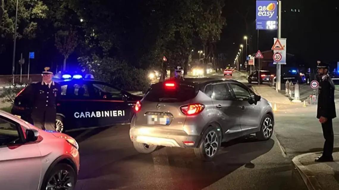 Malamovida a Fregene, stretta dei carabinieri
