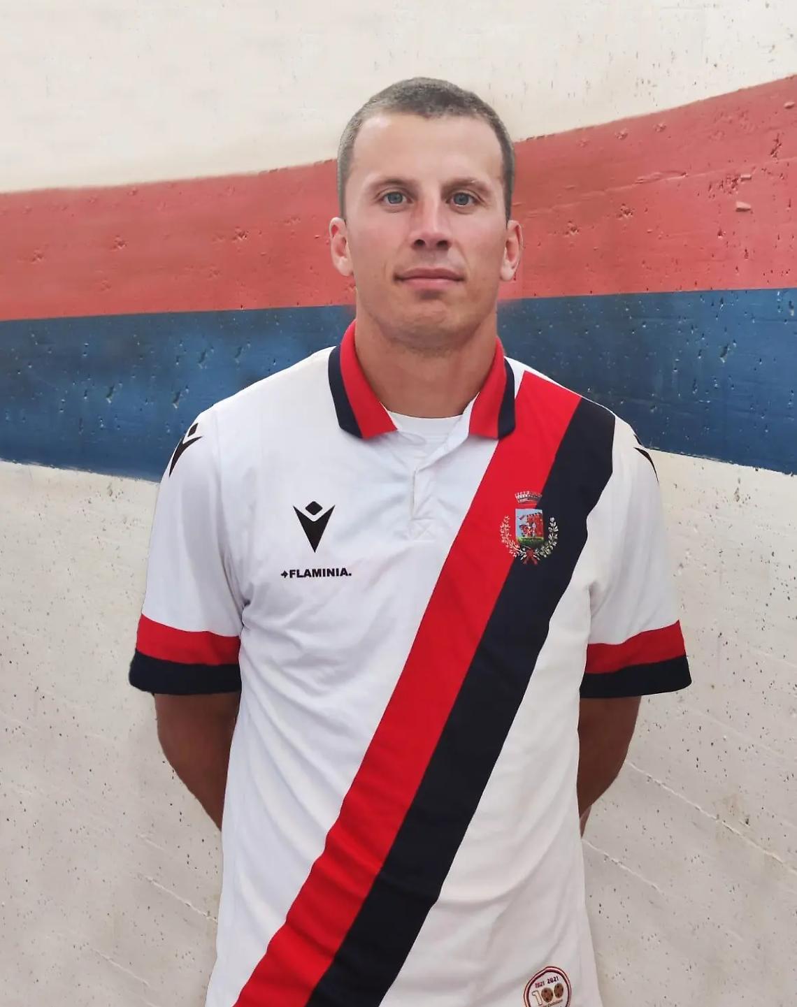 Flaminia, per il centrocampo arriva l&rsquo;esperienza di Giacomo Casoli