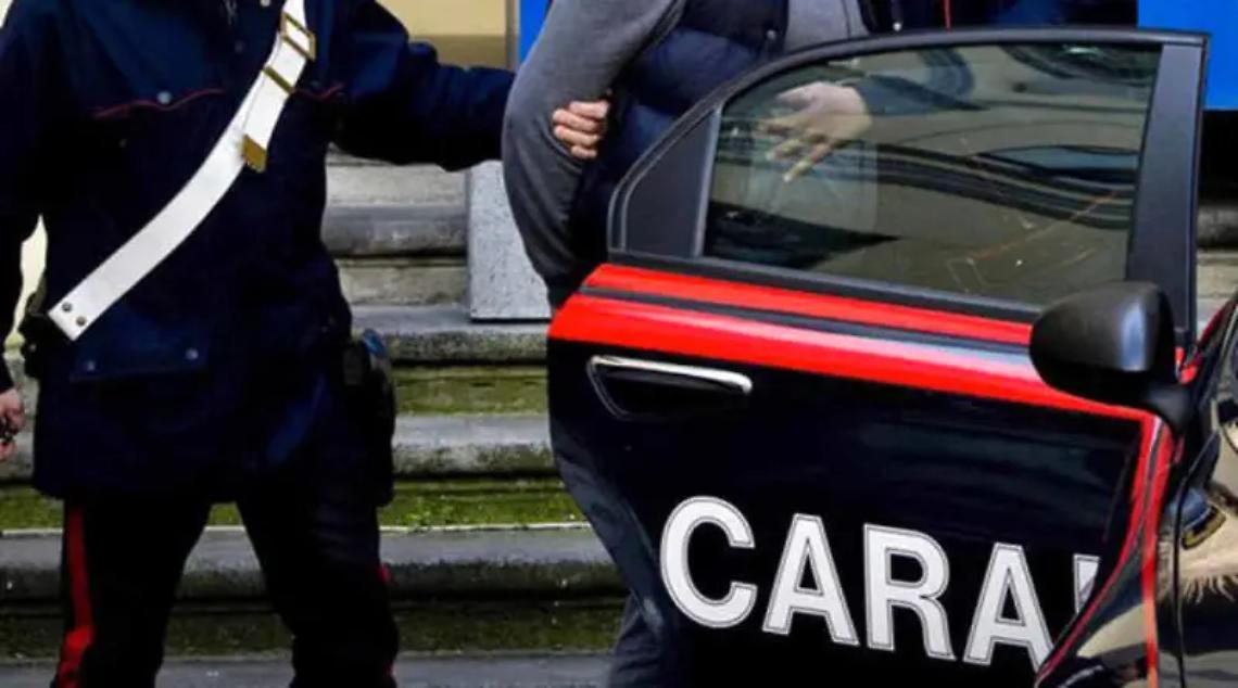 Ladri e spacciatori: due giovani bloccati dai carabinieri di Tarquinia