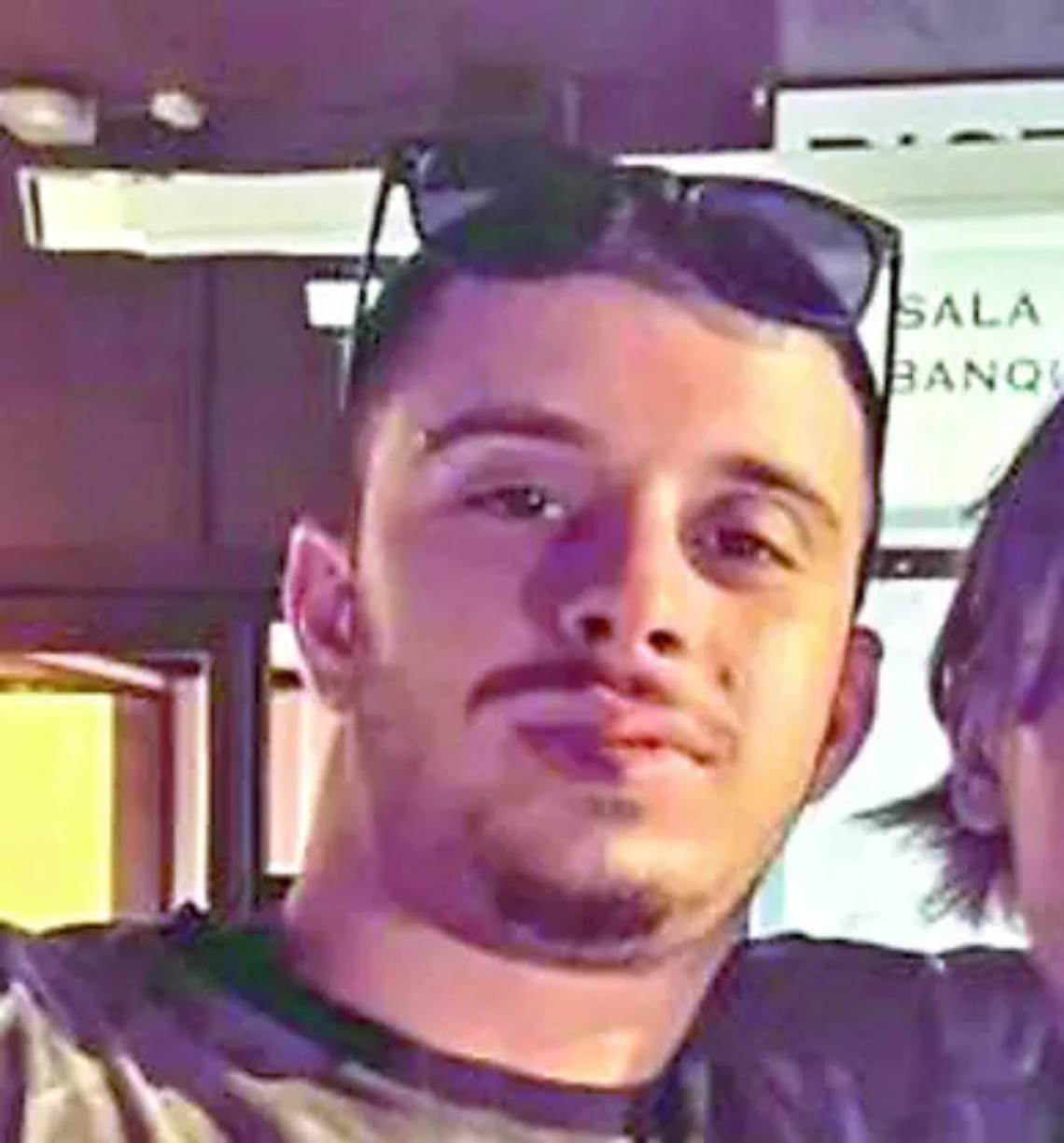 &Egrave; Gabriele Romiti il 22enne vittima dello schianto in autostrada