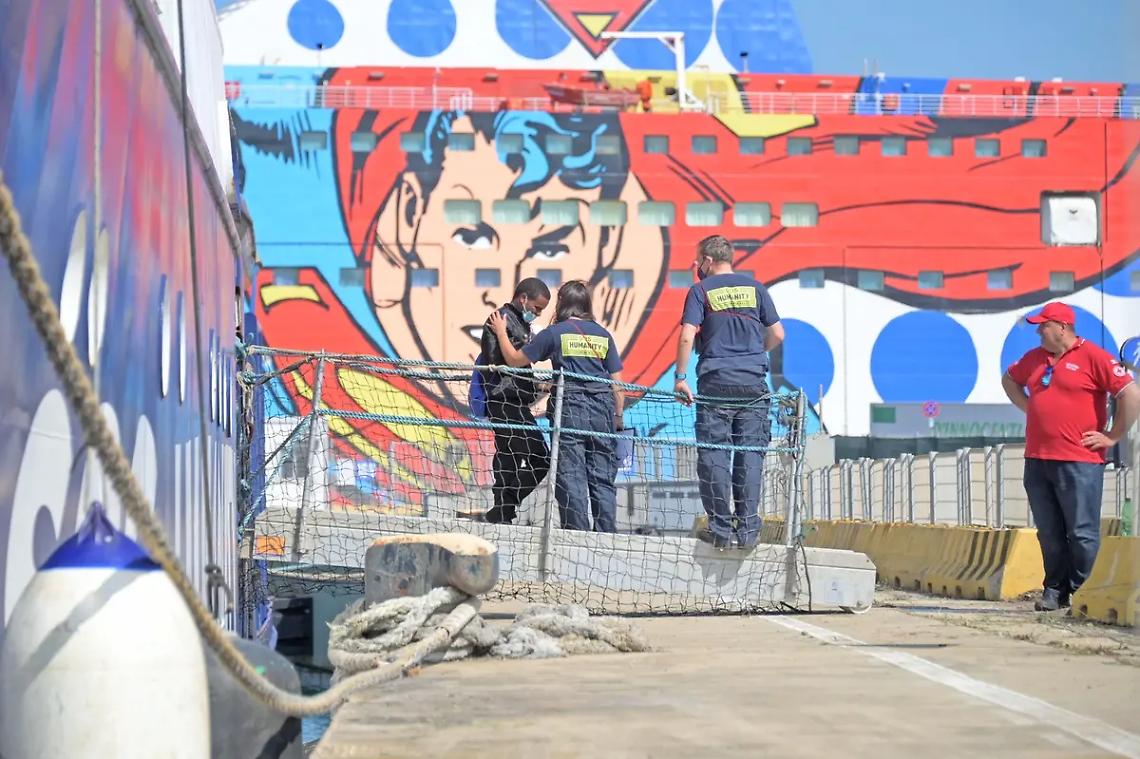 Migranti, 13 i minori affidati ai Servizi Sociali