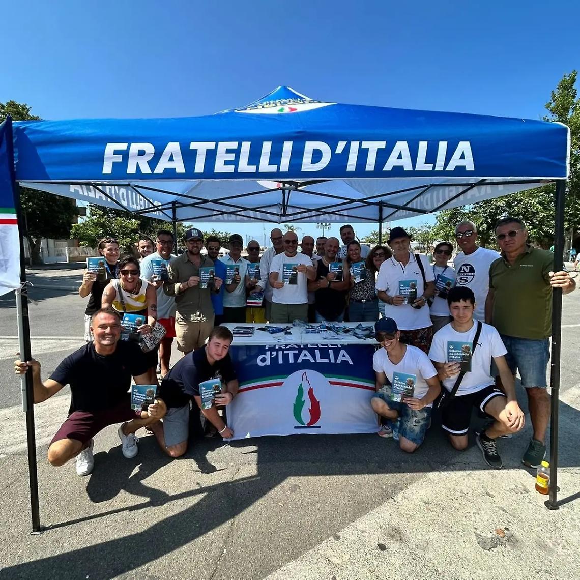Gazebo Fratelli d&rsquo;Italia: grande affluenza a Tarquinia e Montalto
