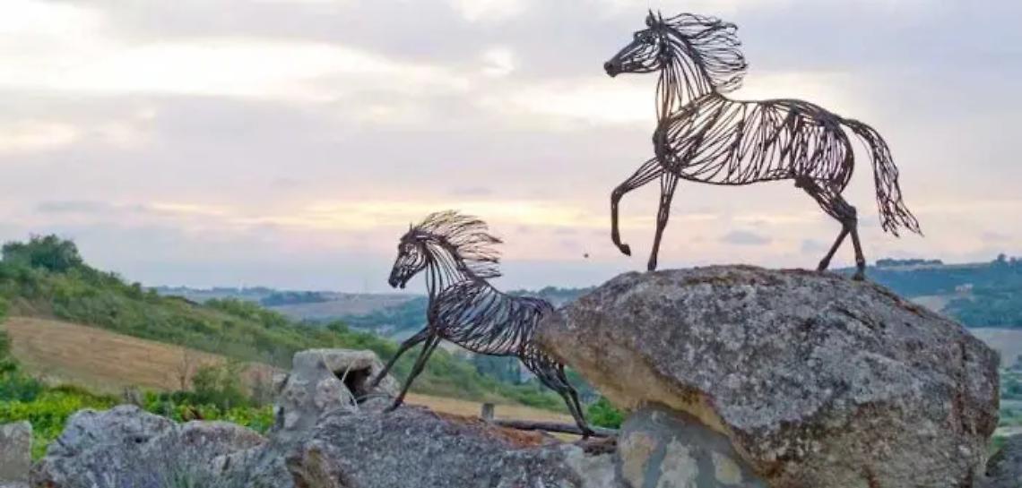Tra i rami dell&rsquo;arte&rdquo;, aperture serali della chiesa di S. Maria in castello, di palazzo Bruschi e del laboratorio dello scultore Zanazzo