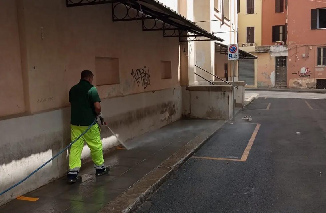 Pulizia straordinaria del mercato: avanti tutta