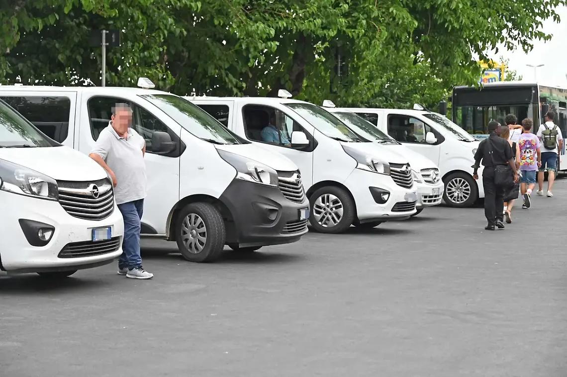Taxi, guasto alla linea telefonica della stazione ferroviaria