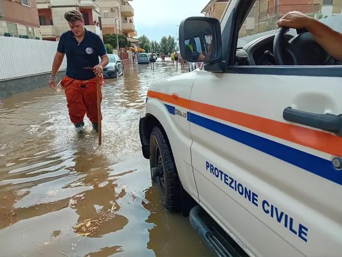 Nubifragio a Tarquinia Lido, il presidente dell&rsquo;Universit&agrave; Agraria Alberto Riglietti ringrazia i volontari Aeopc per il lavoro svolto sul territorio