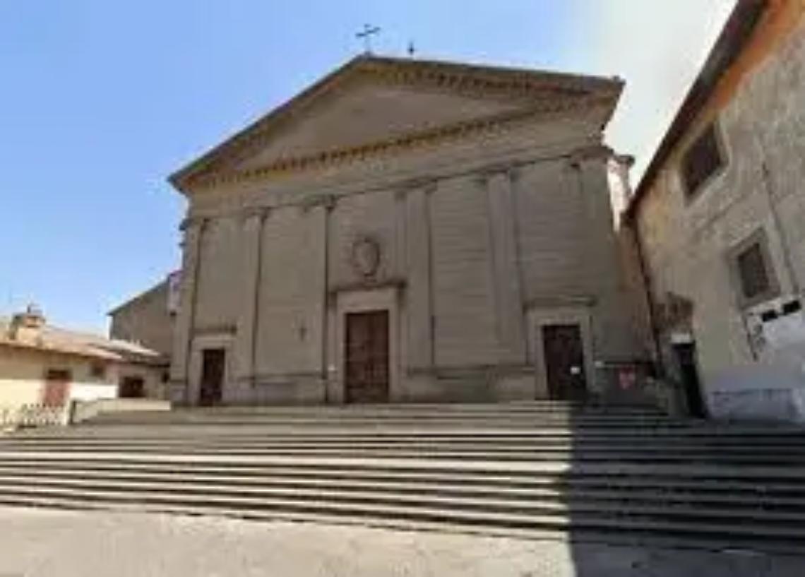 Crollo nella chiesa di S. Rosa, la Curia modifica il programma