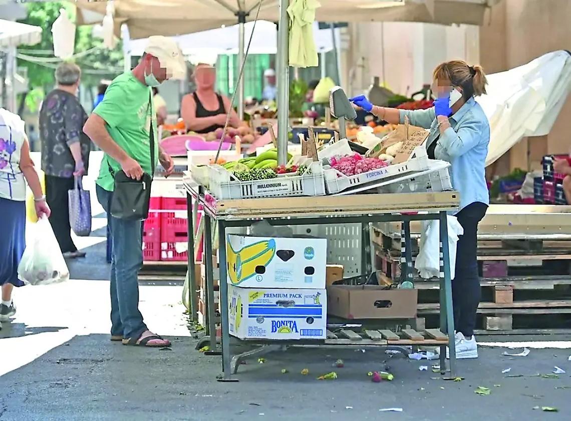 Mercato e restyling, spuntano le strutture fisse