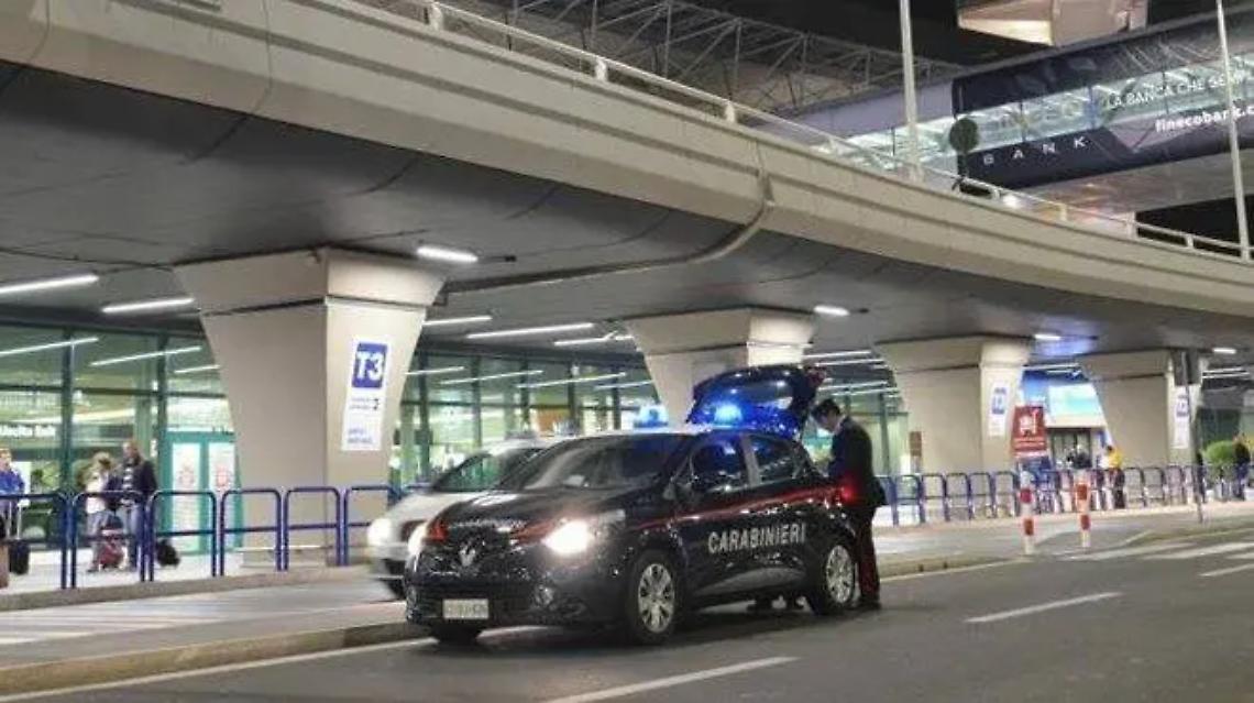 Noleggiavano auto all&rsquo;aeroporto &ldquo;Da Vinci&rdquo; per commettere furti in tutta Italia