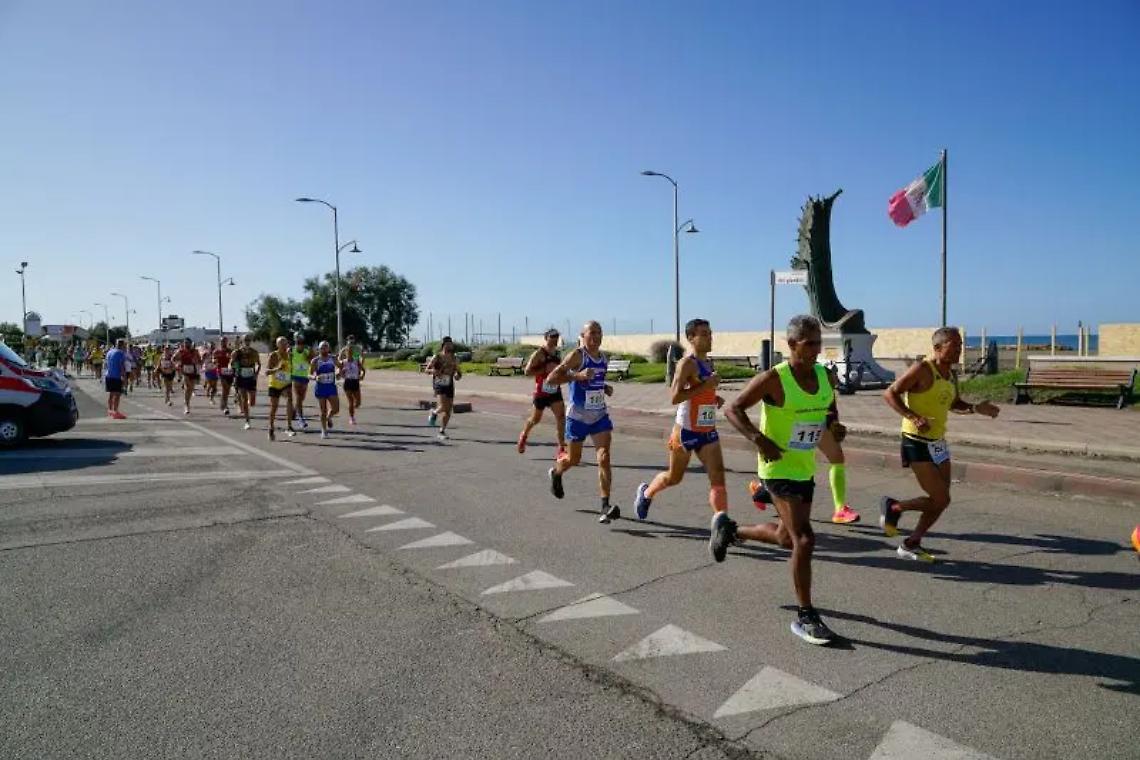 Tarquinia, torna la 10 chilometri del mare