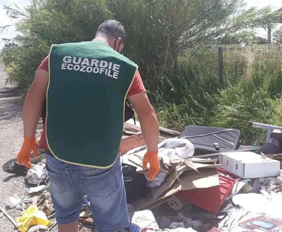 &laquo;Degrado, caos viabilit&agrave; e mala movida: l&rsquo;estate ladispolana &egrave; da bocciare&raquo;