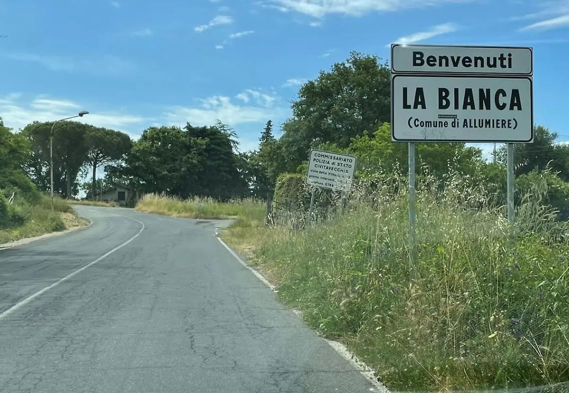 Il nuovo parroco don Fabio Casilli si &egrave; insediato nella chiesa alla Bianca