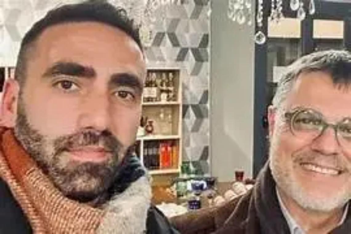 Stasera al porticciolo &ldquo;Neapolis&rdquo;: lo spettacolo di Gino Saladini e Anthony Caruana