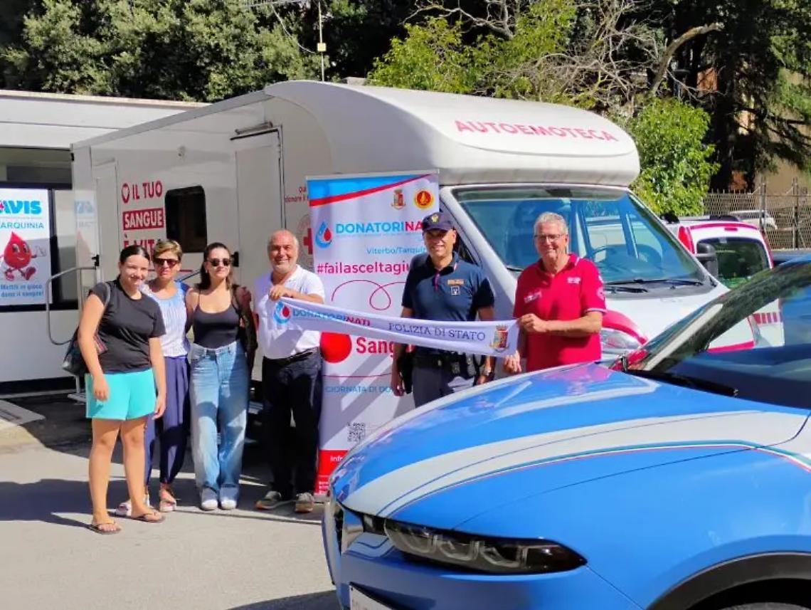 Ventisette donazioni con la Polizia di Stato
