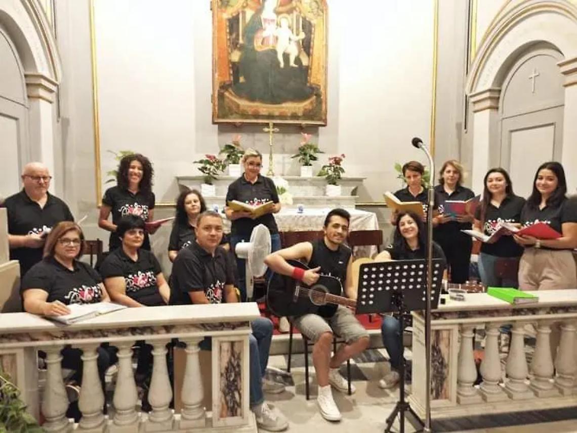 Il Coro della Bianca alla celebrazione eucaristica per Il Ponte