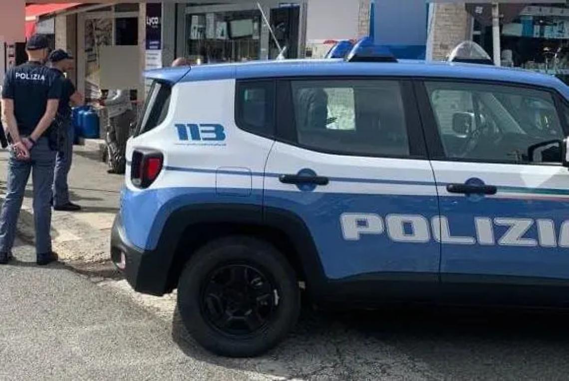 Ruba la borsa a un&rsquo;impiegata: preso il ladro