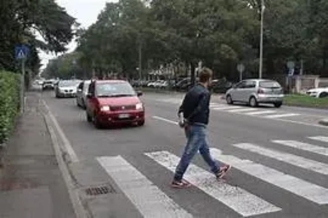 Attraversamento pedonale a Pleiadi: &laquo;Proposto in commissione&raquo;