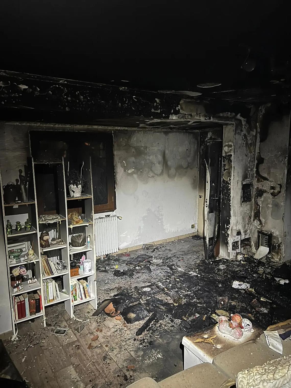 Fuoco in soggiorno: paura in via Scarlatti