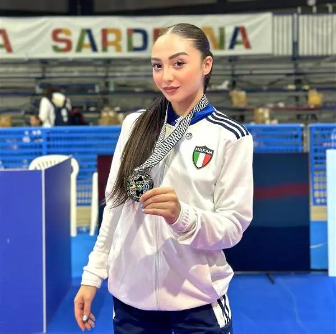 Ortu, campionessa di karate e orgoglio della scuola