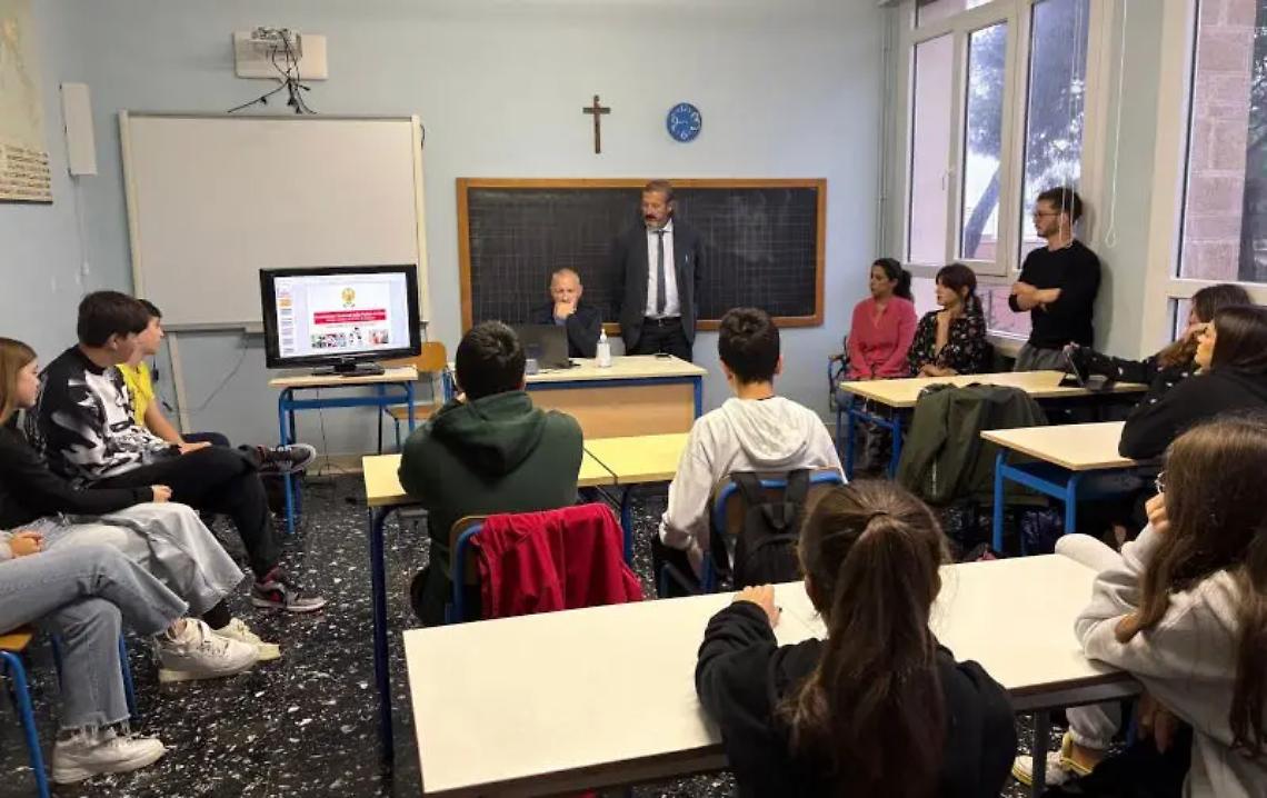 Focus su bullismo e cyberbullismo per gli studenti del Liceo scienze umane del San Benedetto