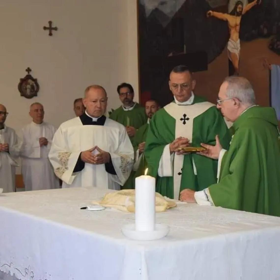 La Bianca in festa per l'insediamento del nuovo parroco don Fabio Casilli