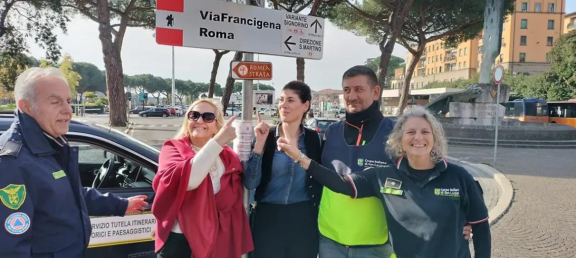 Posizionate le prime frecce segnavia lungo il nuovo tracciato della Romea