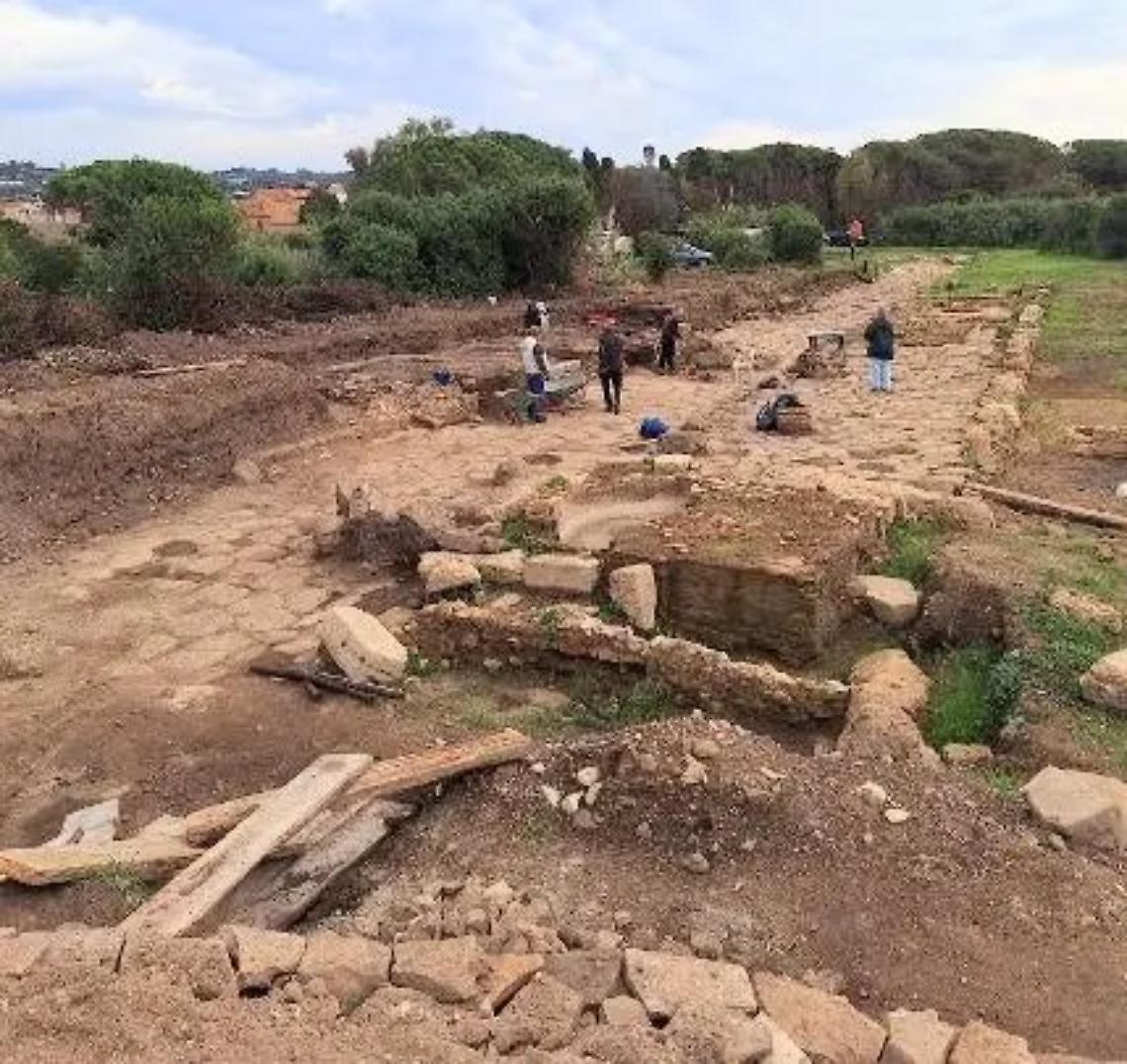 Castrum novum, una sponsorizzazione da privati per la tutela dei beni post scavo