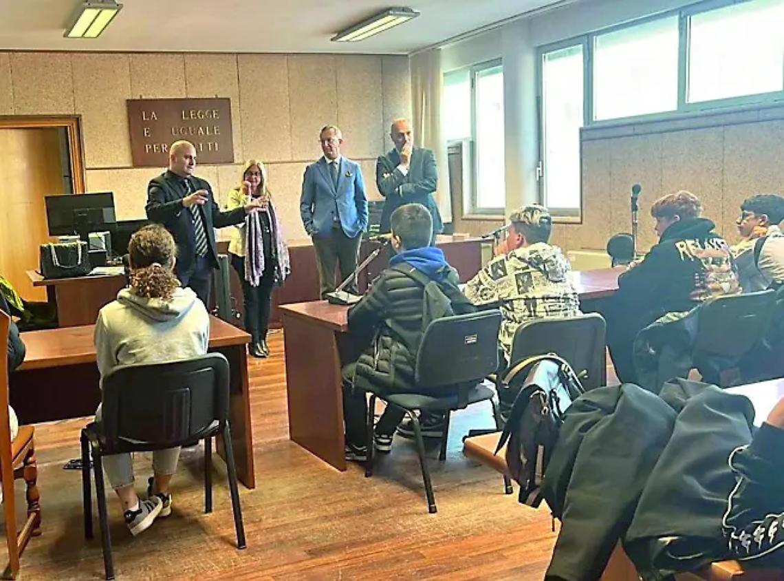 Studenti della Flavioni a scuola di legalit&agrave; in Tribunale