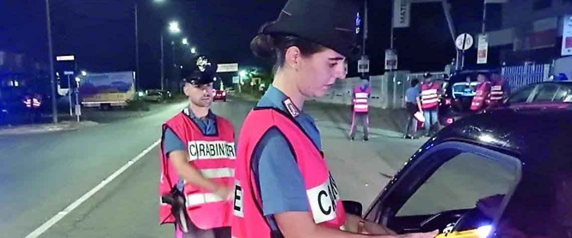 Esplode bomba carta: danni in zona ospedale