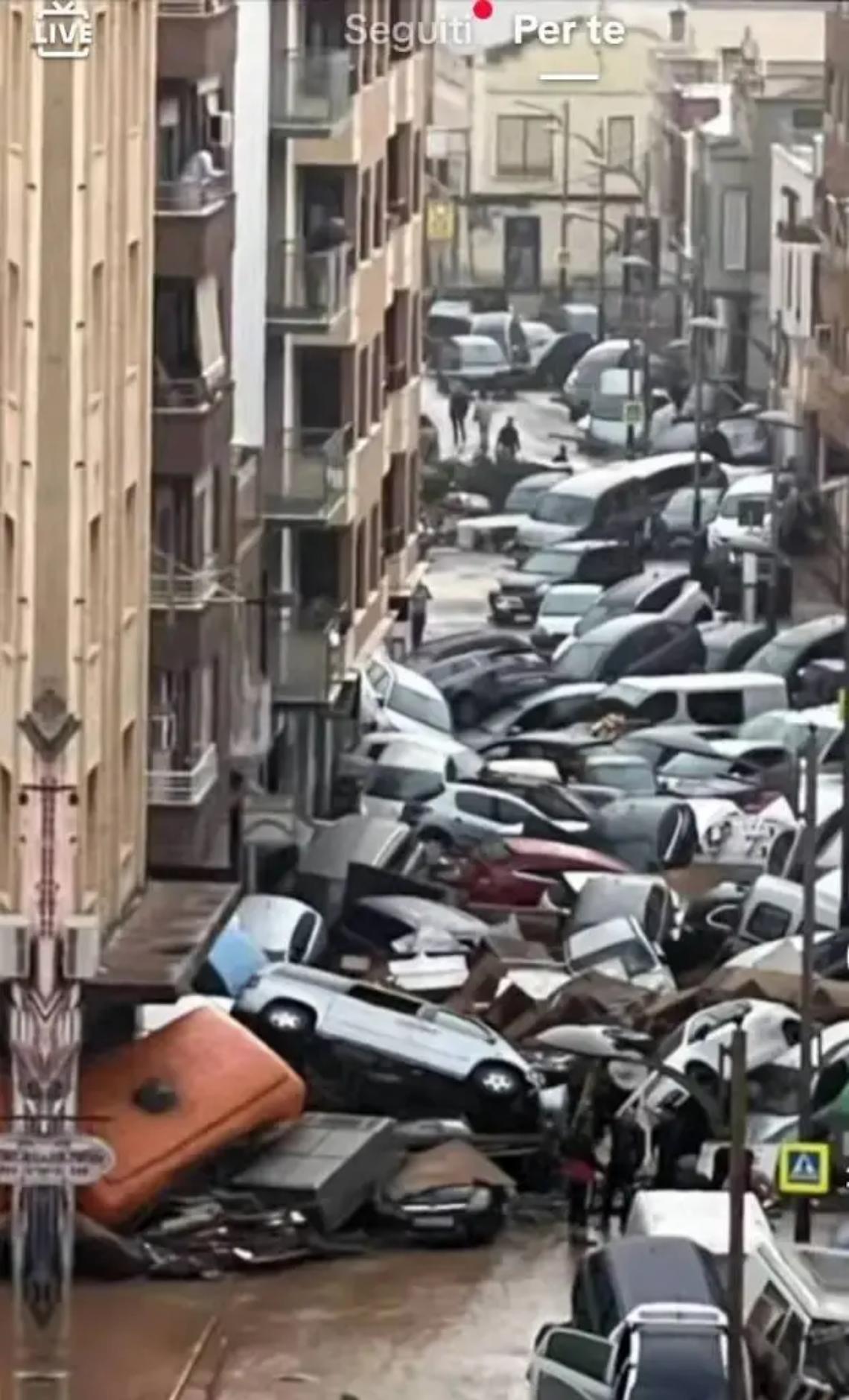 In moto la macchina della solidariet&agrave;: raccolta di beni primari per Valencia