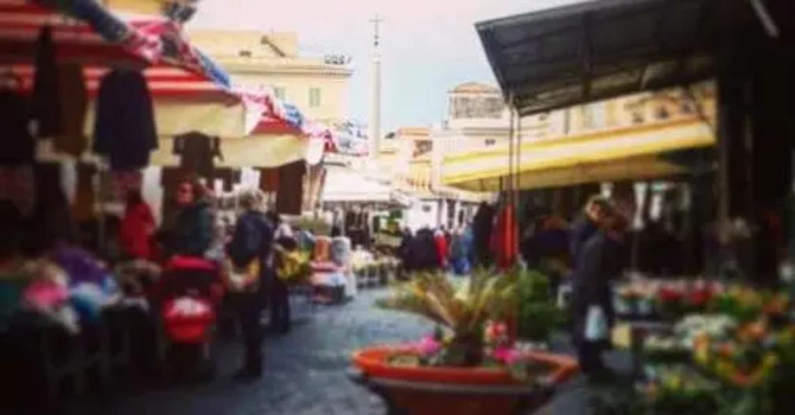 Tarquinia, domani prova generale per il ritorno del mercato settimanale nel centro storico