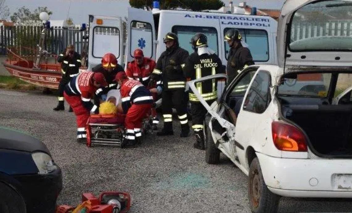 Porte aperte alla caserma dei Vvf per celebrare Santa Barbara