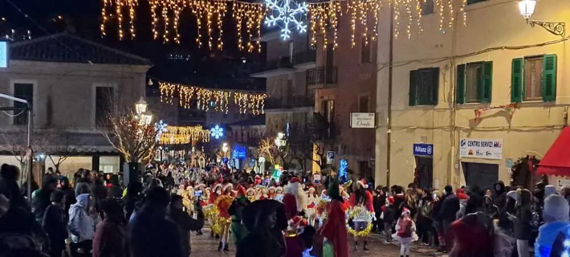 Allumiere pronta a vivere la magia del Natale