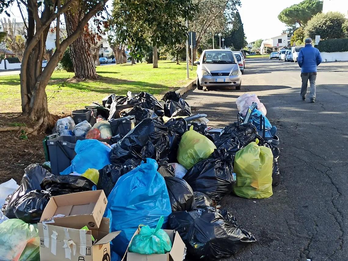 Scaricavano rifiuti: 6 denunce penali