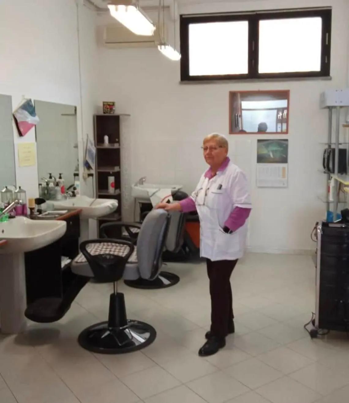 Chiude il salone dopo 21 anni: &laquo;Ringrazio tutti di cuore&raquo;