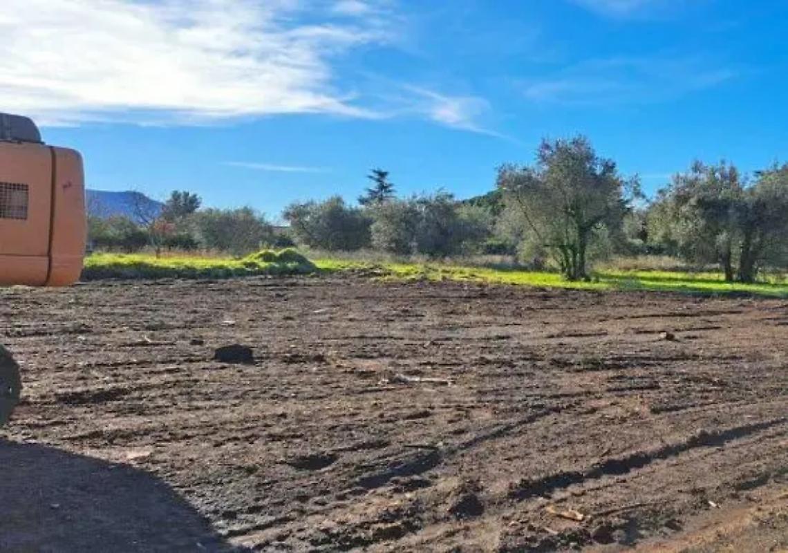 Centro commerciale a Paparano