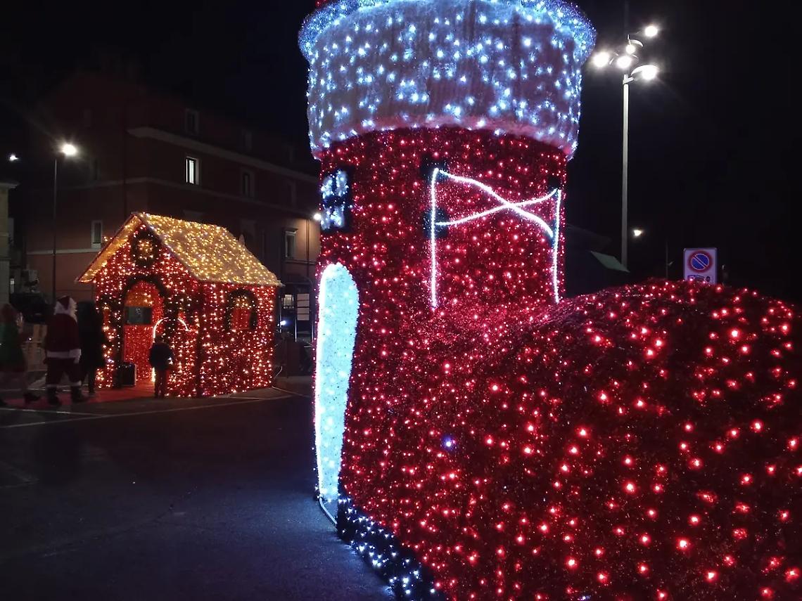 Il Natale di Cerveteri si illumina da piazza Aldo Moro alle frazioni