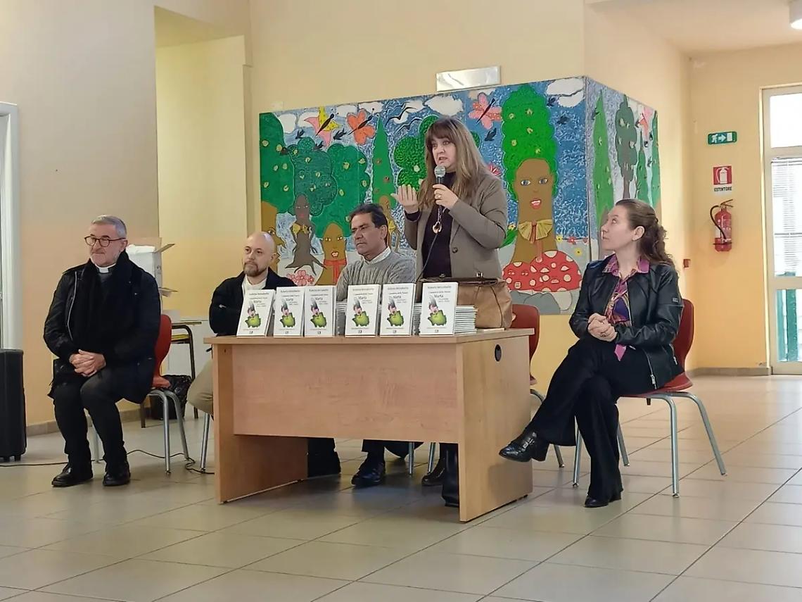 La scrittrice Mezzabarba a Marta