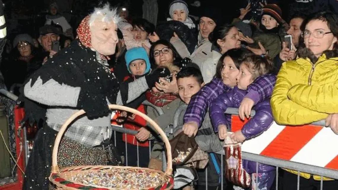 Una calza personalizzata da appendere la notte della Befana
