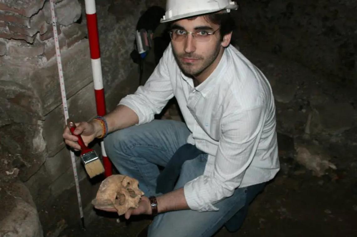 Vandalizzato il camper dell&rsquo;archeologo Alberto Pichardo