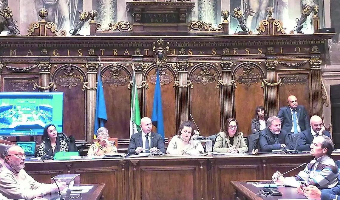 Rifiuti, appalto ponte prorogato a fine febbraio