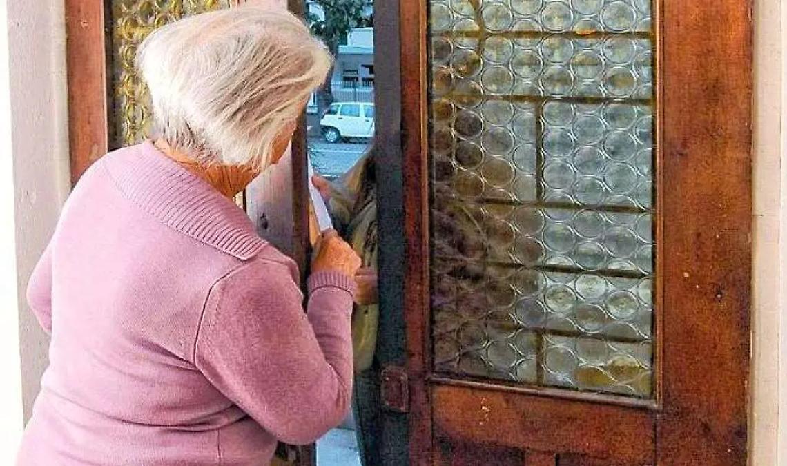 Truffe agli anziani: le forze dell&rsquo;ordine alzano le antenne