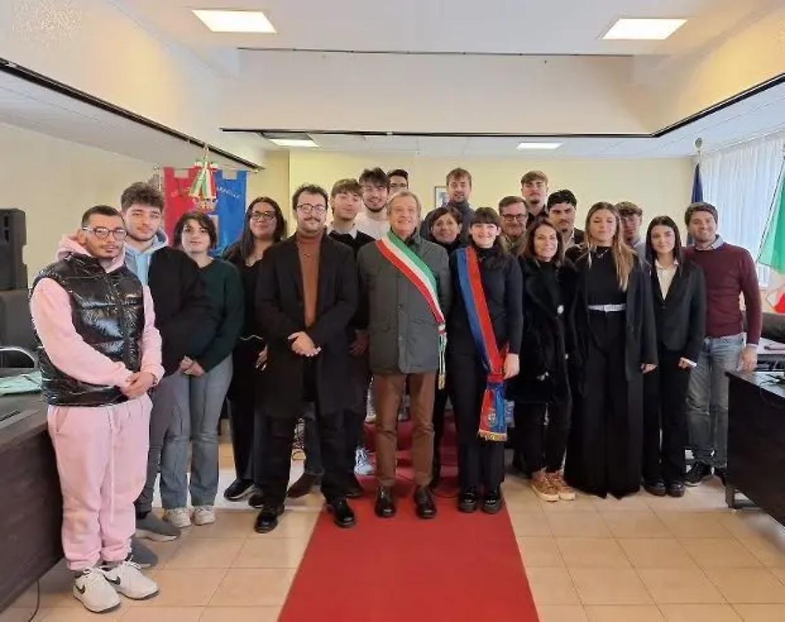 Santa Marinella, prima seduta del consiglio comunale dei giovani