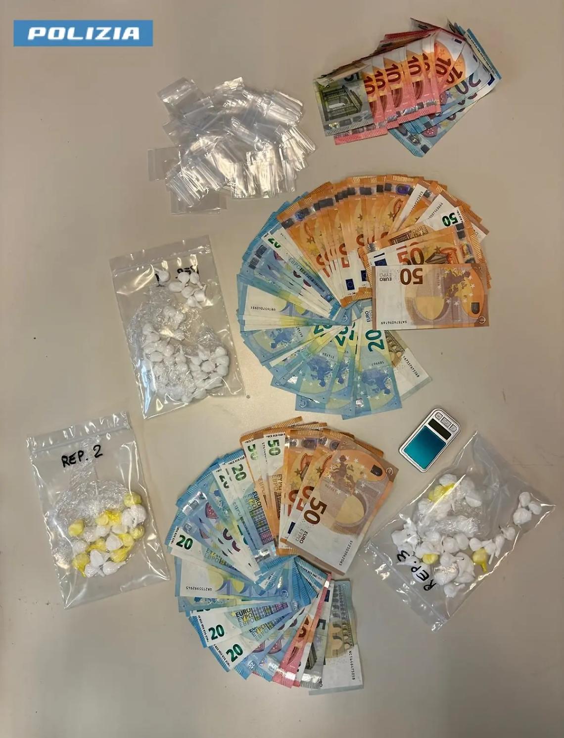 Trovato con cocaina in auto e a casa