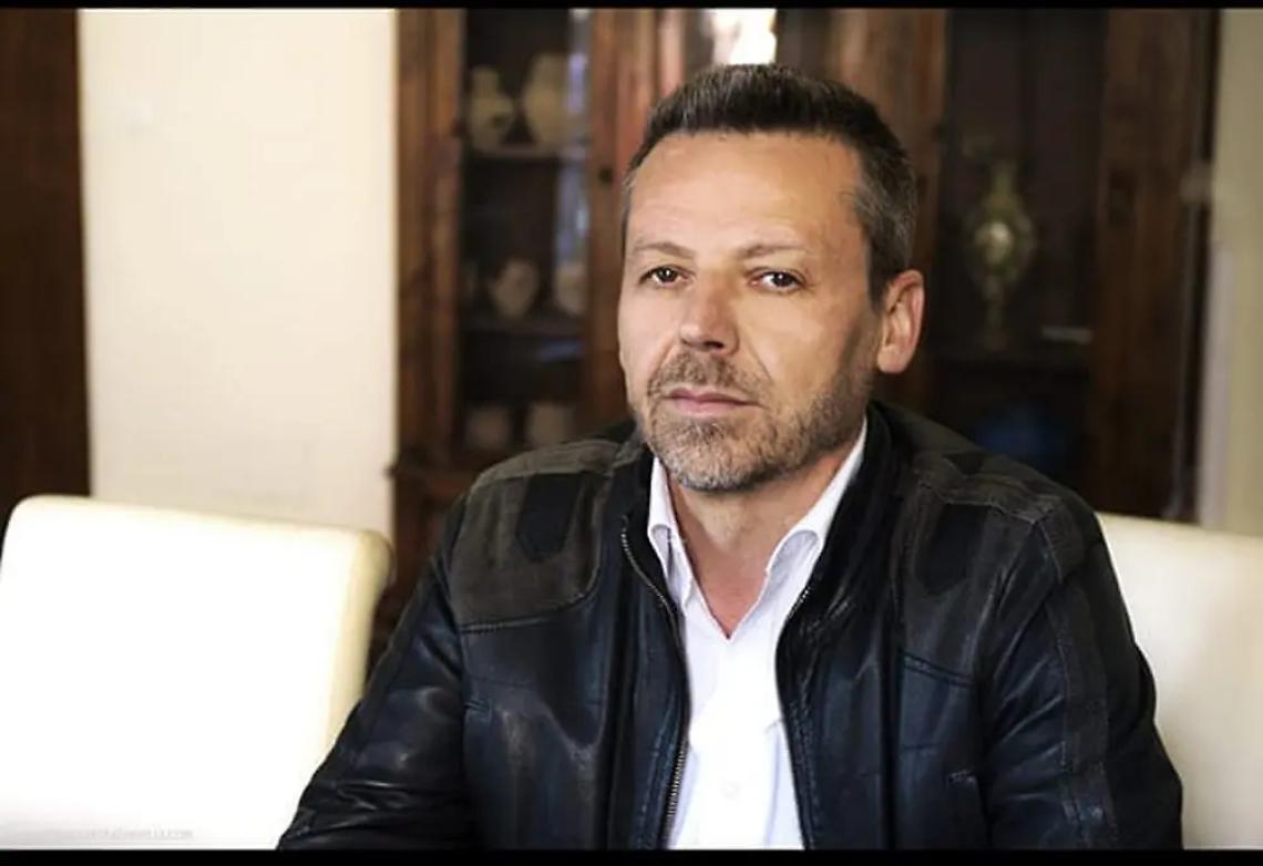 Tenta di rubare l&rsquo;auto del sindaco