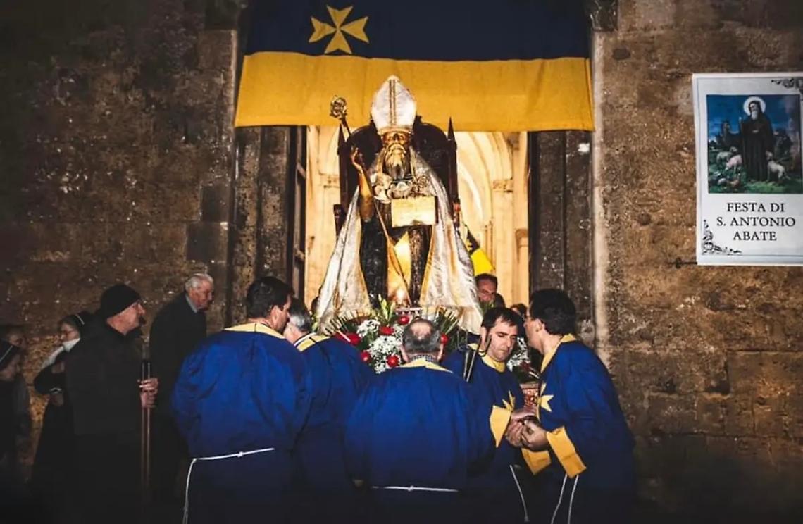Festa di Sant&rsquo;Antonio Abate, domenica la festa entra nel vivo. Cambia la viabilit&agrave; nel centro storico